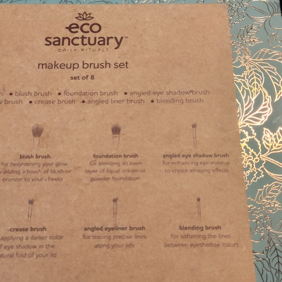 NWT!! Eco Sanctuary Makeup Brushes - Picture 8 of 8